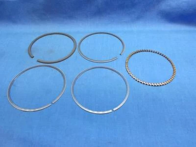 Yamaha 3Y1-11610-10. Conjunto de anel de pistão OEM. 0,25os.  XS650 TX650 XT250 SR250 TT250. - Imagem 1 de 4