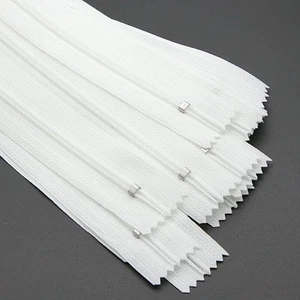 30PCS 12" White #3 Close End Nylon Coil Zippers for Sewing Craft Projects - Picture 1 of 6