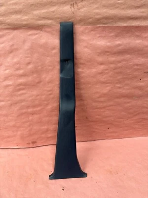 Tampa de pilar direita B acabamento BMW E3 2800 2800CS 19K FABRICANTE DE EQUIPAMENTO ORIGINAL - Imagem 1 de 4