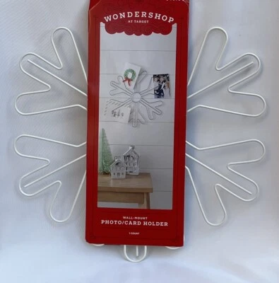 Snowflake Wall Mount Metal Photo Display/ Card Holder White  Christmas Decor - Image 1 of 4
