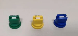 Ugello a ventaglio 110° in ceramica , per pompa diserbo, insetticidi, fungicidi - Foto 1 di 1