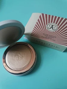 Glow Seeker Highlighter von Anastasia Beverly Hills in Sun Idol NEU - Bild 1 von 3