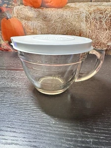 The Pampered Chef Classic Batter Bowl quart (4-cup) - Picture 1 of 4