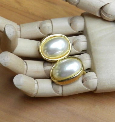 Pendientes DIOR Cristianos De Colección Grandes Perla Imitada Clips Dorados Firmados Foto 1 de 4