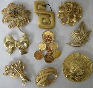 (9) Gold Tone Brooch Pin Flower Bow Coins Hat Retro Trifari Monet Etc VTG NICE - Bild 1 von 24