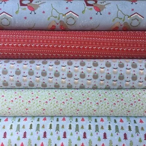 Festive Friends Weihnachtsdesign 100% Baumwolle Stoff FQ Handarbeit Quilten Patchwork blau - Bild 1 von 11