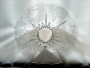 VTG New Martinsville Etched MEADOW WREATH 3 Toed Footed 10.25" Centerpiece Bowl - Picture 1 of 11