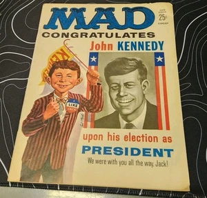 MAD MAGAZINE #60 - ¡1er ESPÍA VS ESPÍA! ¡Cubierta abatible Kennedy/Nixon! Elecciones 1961 60 - Imagen 1 de 5