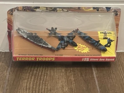 Micro Machines Coleção Militar TROPAS TERRORISTAS #15 ESQUADRÃO MARÍTIMO SILENCIOSO Submarino - Imagem 1 de 4