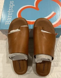 BareTrap Women's Saddle Brown Ravin Toe Slide Sandals-sz 7- NEW - Picture 1 of 17