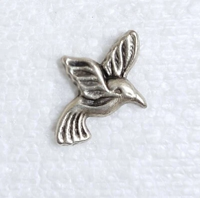 Flying Bird Button 15mm Metal Shank Silver Novelty Animal Sewing Art DIY Crafts - Image 1 of 4