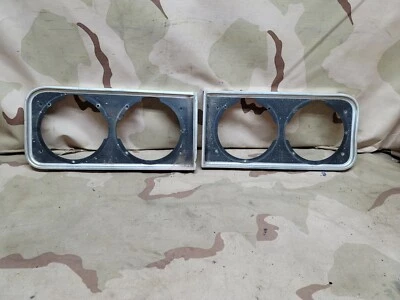 70 Mercury Meteor Monterey Head Light Bisel LH RH Parrilla OEM  Foto 1 de 4