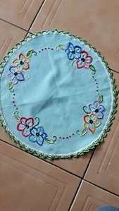 napperon ovale ancien vert bbroderie  main   @@mat  - Picture 1 of 3