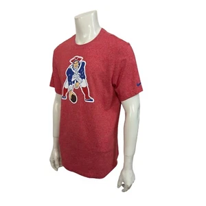 Nike New England Patriots Red Crew Neck Shirt Men’s L Pat the Patriot Logo NFL - Bild 1 von 10