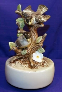 VINTAGE OTAGIRI MUSIC BOX PAIR BROWN BIRDS BRANCH WHITE FLOWERS PLAYS SING - Picture 1 of 7