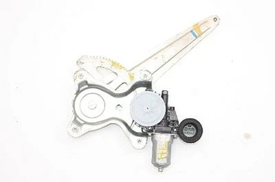 Elevalunas eléctrico. trasero izquierdo Lexus IS II 2 XE2 24615 - Imagen 1 de 3