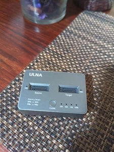 Ulna M.2 NVME/SATA Dual-Bay Offline Clone M.2 NVME/SATA Docking Stati *READ DESC - Afbeelding 1 van 3