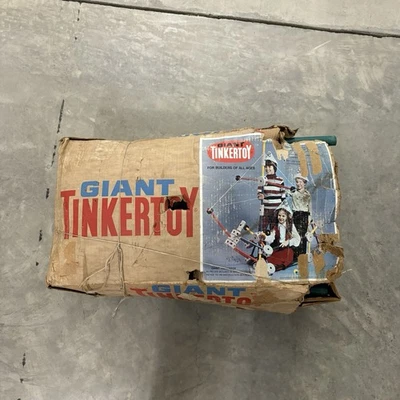 Vintage 1970's GIANT Tinker Toys Quester 5300 The GIANT Plastic Set 74/80 parts - Image 1 of 4