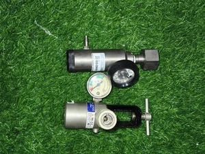 Medical Oxygen Tank Regulator, 2 pic lot - Picture 1 of 5