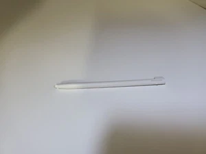 NEU weißer Stylus-Stift für die Nintendo DSi-Systemkonsole #J34 - Bild 1 von 3