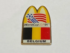 Alte Vintage McDonalds 1994 WM Fußball Weste Mütze Anstecknadel Belgien Flagge USA  - Bild 1 von 2