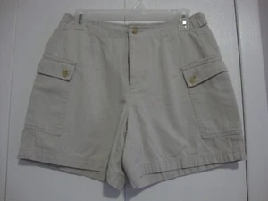 Covington Womens Beige Cargo Shorts Size 8 - Picture 1 of 4