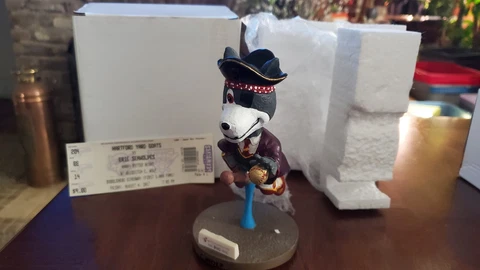 2017 ERIE SEAWOLVES C. WOLF QUIDDITCH "HARRY POTTER" BOBBLEHEAD WITH TICKET -NIB Cover