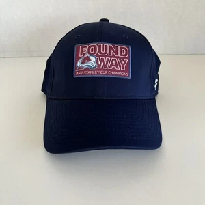 Fanatics Colorado Avalanche Flex Fit Small Medium Cap Hat 2022 NHL Champions - Picture 1 of 6