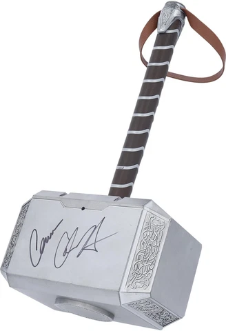 Chris Evans & Chris Hemsworth The Avengers Dual-Signed Hammer Cover