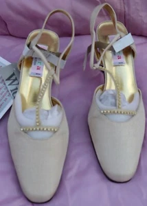 Scarpe donna collezione floreale taglia 6,5 WW STILE CHAMPAGNE n.6194. TAG. N. 14 - Foto 1 di 8