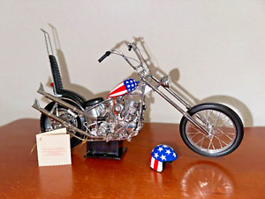 Franklin Mint 1969 Harley Davidson Easy Rider Chopper w/ Display and Helmet 1:10