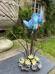 Escultura Albany 'Kingfisher' porcelana bronce y cristal de roca 40 cm de alto - Imagen 1 de 17
