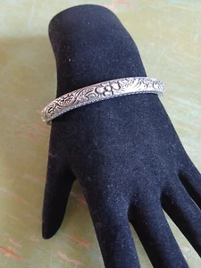 Handmade Sterling 925 Women's Bracelet. Bangle. Floral Engraved Design. - Picture 1 of 9