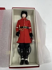 MUÑECA BARBIE RARA DE COLECCIÓN NICOLAI MODELO DE MODA COLECCIÓN CUERPO DE PIEDRA DE SEDA COMO NUEVA - Imagen 1 de 8