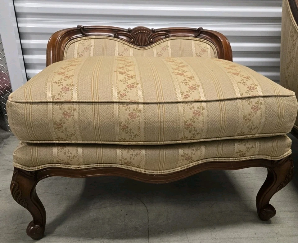 Vtg French Country Provincial Style Clayton Marcus Bergere Chair Vanity Stool  - Image 1 of 4