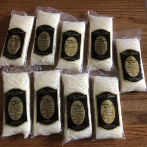 MCG Textiles Gráfico Cierre Alfombra Gancho Hilo 303 Marfil Lote de 9 Paquetes ¡NUEVO! - Imagen 1 de 3