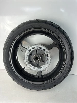 Llanta trasera Honda CBR600RR CBR 600RR 2007-2012 negra recta *doblada agrietada* Foto 1 de 4