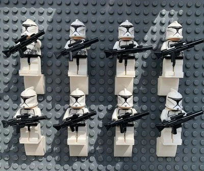 8x Star Wars CLONE TROOPER Minifigures Phase 1 - NEW - Image 1 of 2
