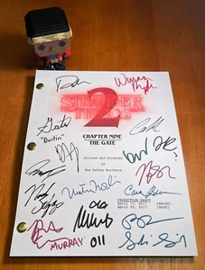 Stranger Things 2 Script Cast-Signed - Season Finale - Autograph Reprints - Picture 1 of 8