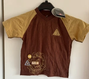 BNWT Boys LE Coq SPORTIF 2 Tone EARTH & LARK Brown BROAD MARSH T-Shirt 4-5 Years - Picture 1 of 6