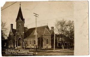 BEATRICE, NE - RPPC M. E. Iglesia y casa parroquial vendaval postal fotográfica real Nebraska - Imagen 1 de 2