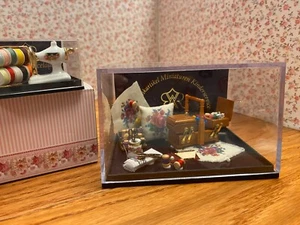 Reutter Porcelain Sewing Machine Set and Sewing Box with Accessories - Picture 1 of 6