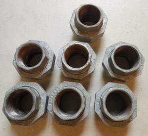 1 1/2 INCH GALVANIZED PIPE UNION LOT OF 7 Shelf B2C - Picture 1 of 5