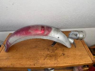 Guardabarros trasero y luz trasera 69 harley davidson sprint 350 Foto 1 de 4