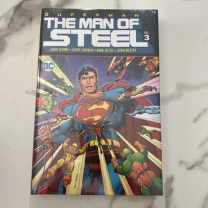Superman: L'uomo d'acciaio vol. Libro 3 di John Byrne copertina rigida nuovo sigillato - Foto 1 di 3