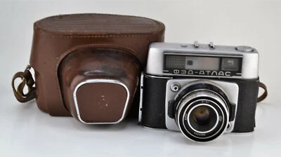 COLLECTIBLE SOVIET USSR "FED ATLAS" CAMERA + INDUSTAR-61 lens, f2.8/52 (3) - Image 1 of 4