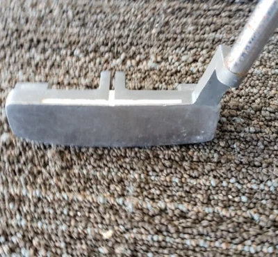 36 IN SLOTLINE GREENIRONS ANSER STYLE PUTTER WITH SIGHT LINE VERY NICE      yy - Image 1 of 4