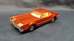 GIOCATTOLI CORGI VINTAGE 276 OLDSMOBILE TORNADO ROSSO METALLIZZATO OTTIMO COND SENZA SCATOLA - Foto 1 di 7