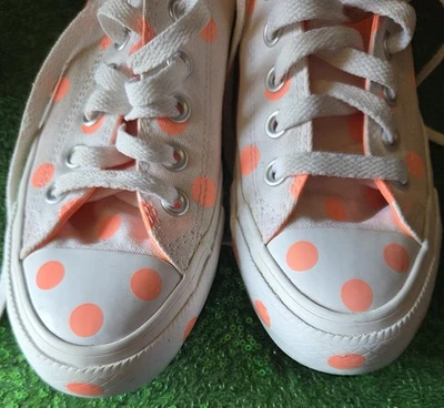 Womens Converse All Star Tennis Shoes White/Pink  Polka Dot Size 7 Pre-owned   - Image 1 of 4