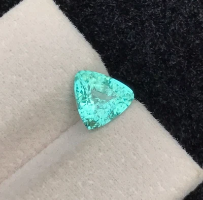 Piedras preciosas sueltas cortadas de un billón de turmalina natural de laguna de 1,60 quilates de Afganistán Foto 1 de 4